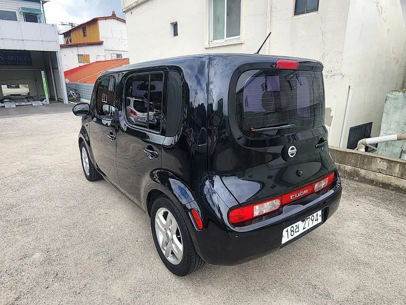 Nissan Cube