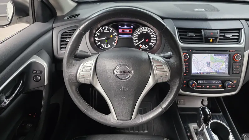 Nissan Altima