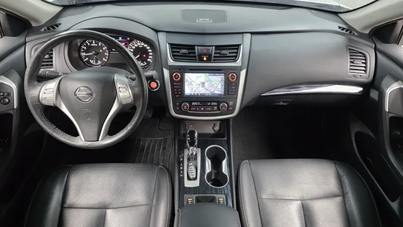Nissan Altima