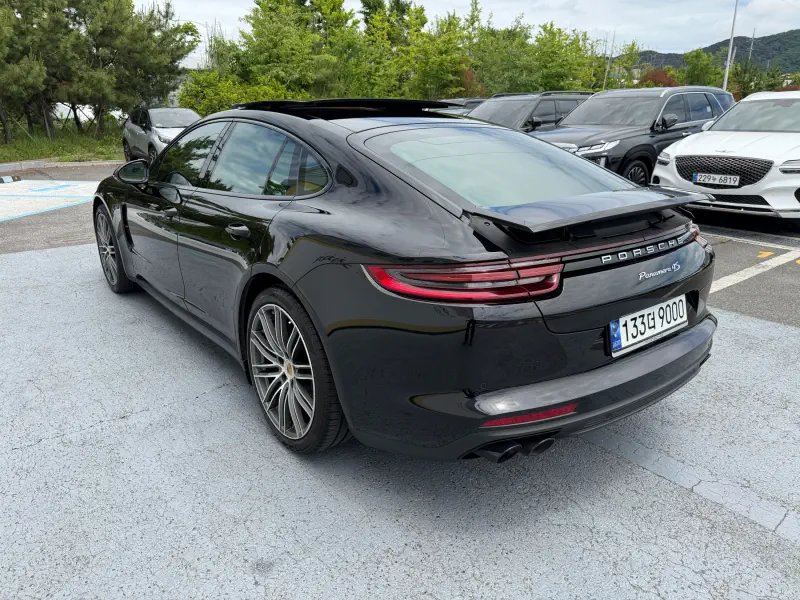 Porsche Panamera