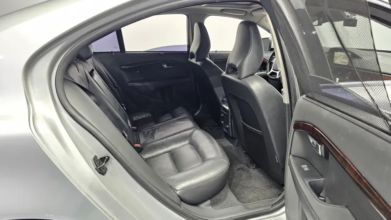 Volvo S80