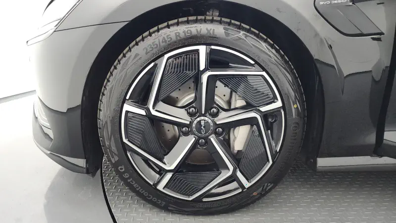 BYD Seal