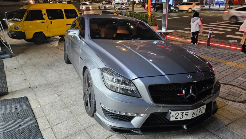 Mercedes-Benz CLS-Class