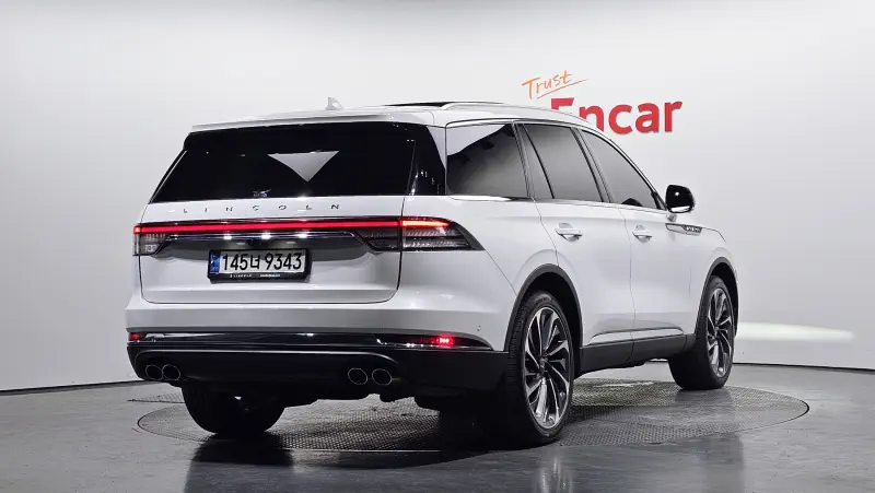 Lincoln Aviator