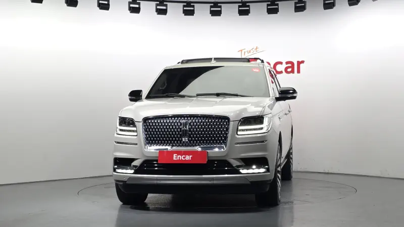Lincoln Navigator