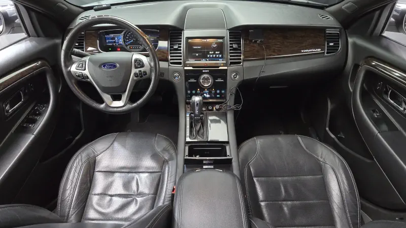 Ford Taurus