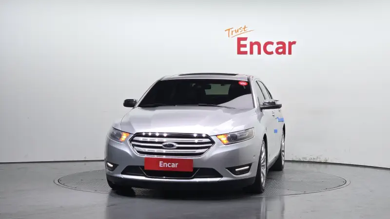 Ford Taurus