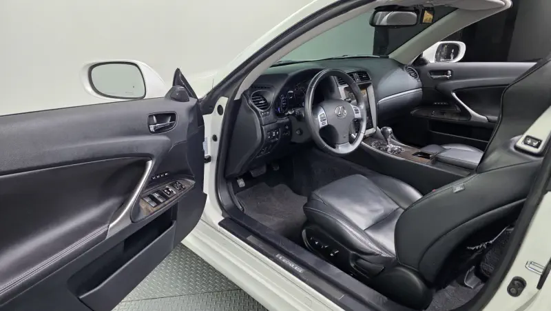 Lexus IS250