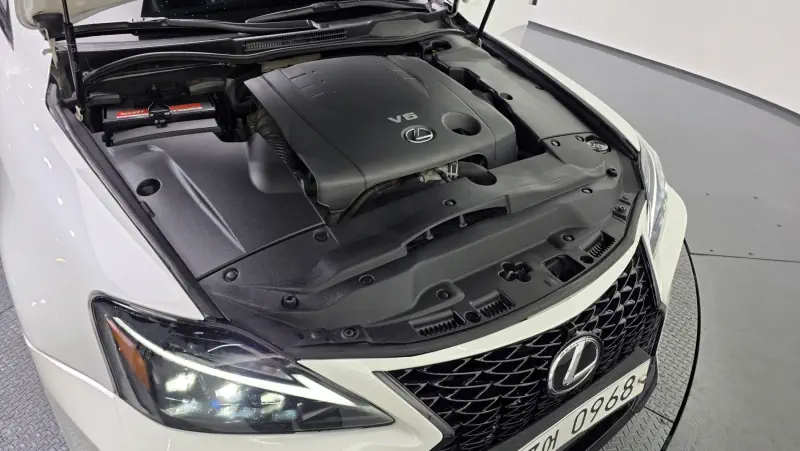 Lexus IS250