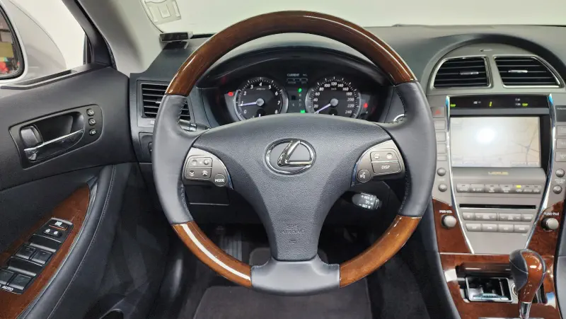 Lexus ES350
