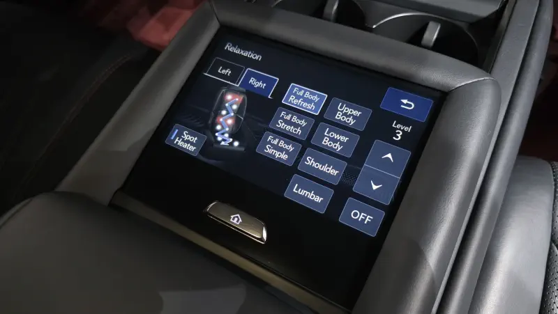 Lexus LS