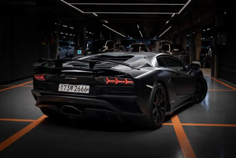 Lamborghini Aventador