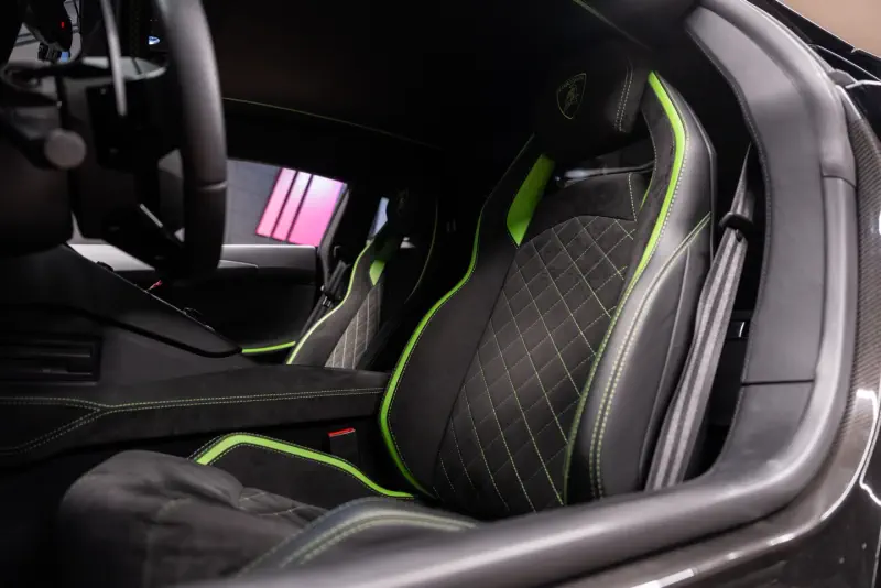 Lamborghini Aventador