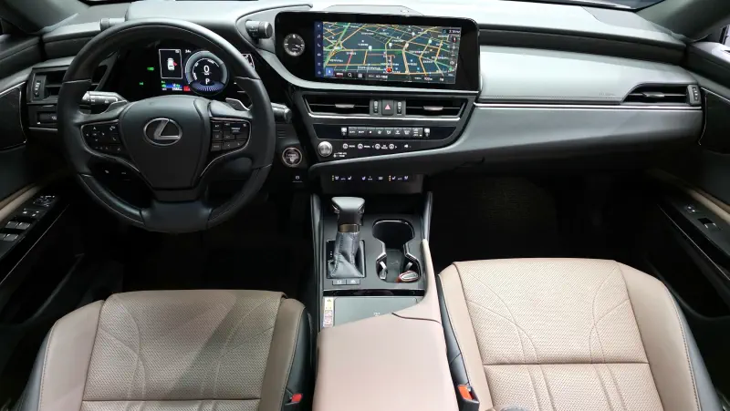 Lexus ES300h