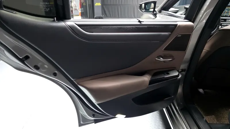 Lexus ES300h
