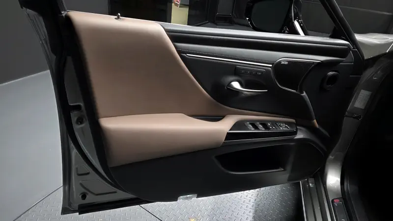 Lexus ES300h