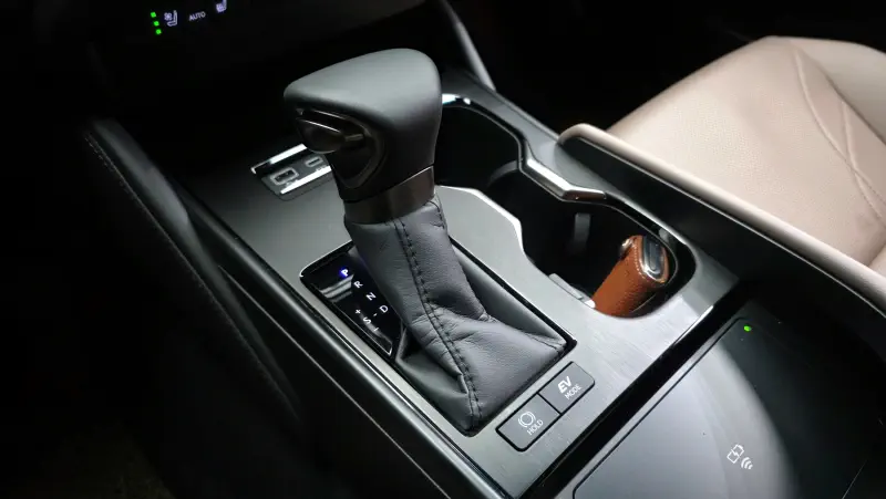 Lexus ES300h