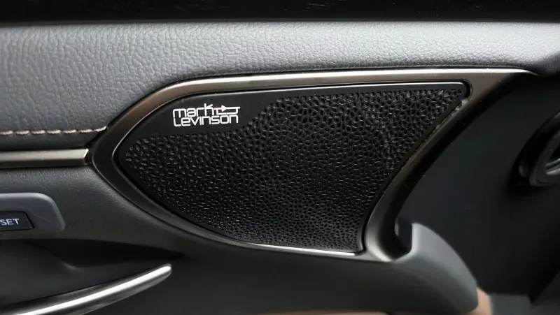 Lexus ES300h
