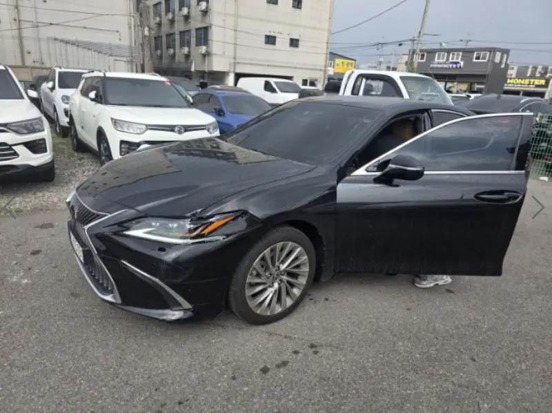 Lexus ES300h