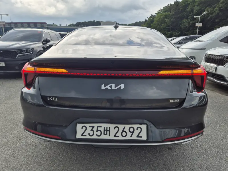 Kia K8