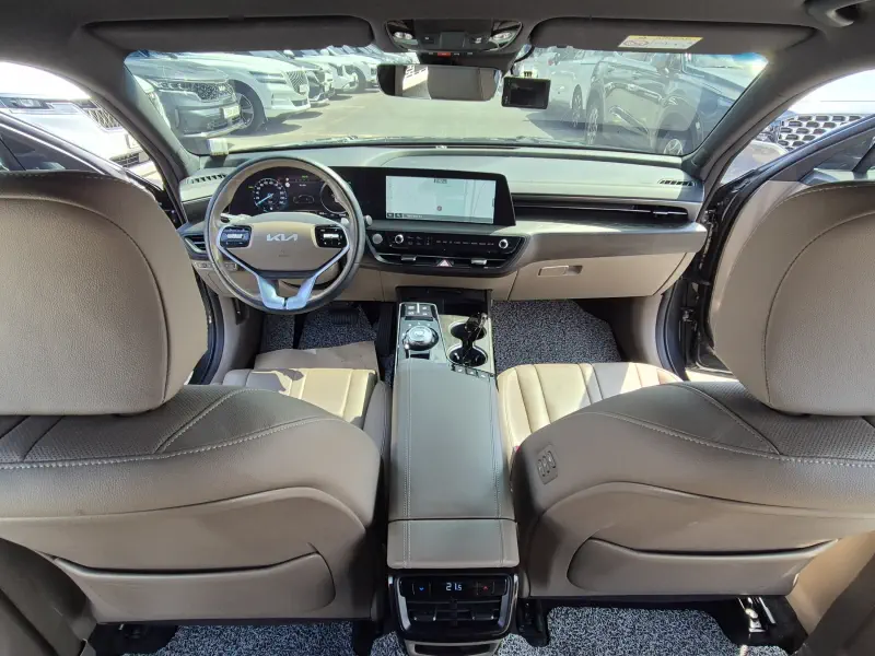 Kia K8