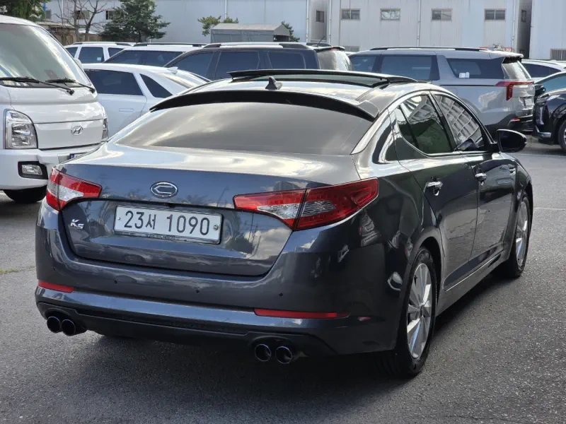 Kia K5