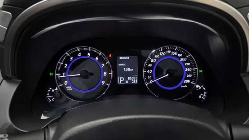 Infiniti QX70