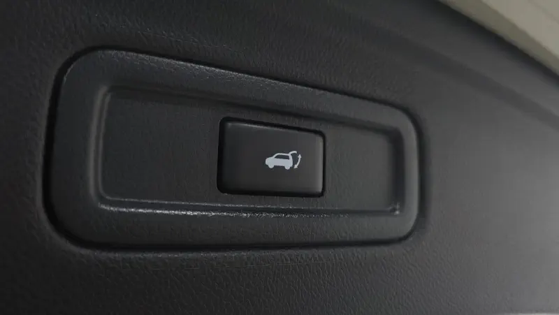Infiniti QX70