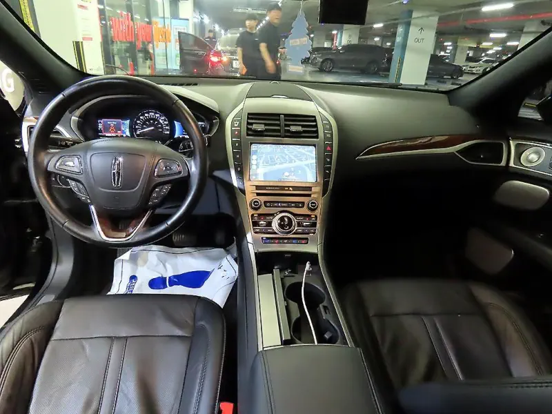 Lincoln Mkz