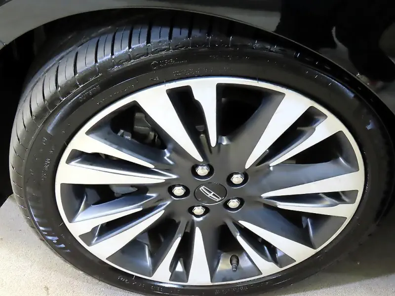 Lincoln Mkz