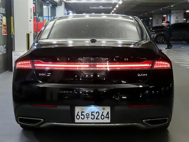 Lincoln Mkz