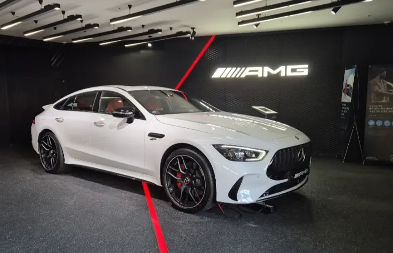 Mercedes-Benz AMG GT
