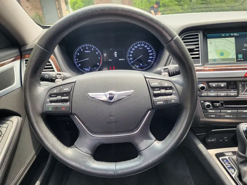 Hyundai Genesis