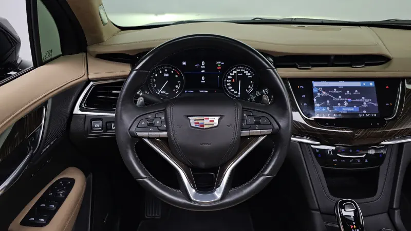 Cadillac XT6