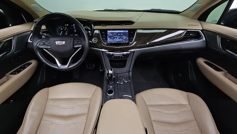 Cadillac XT6