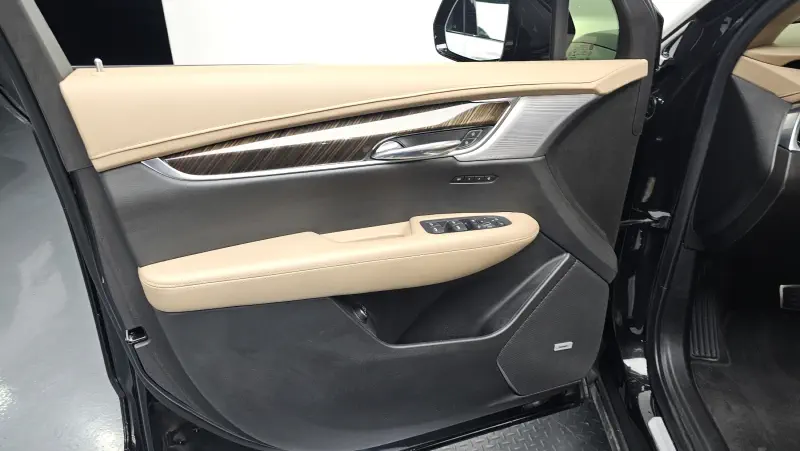 Cadillac XT6