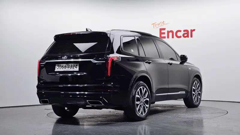 Cadillac XT6