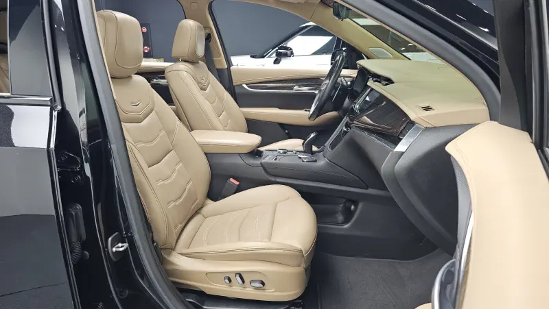 Cadillac XT6
