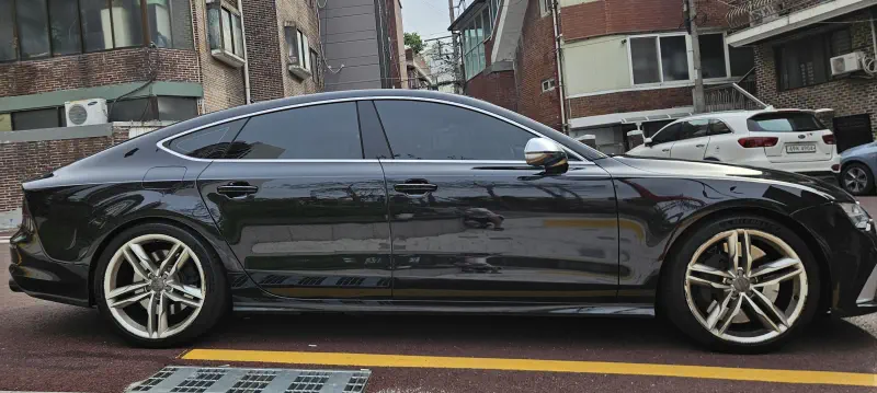 Audi S7