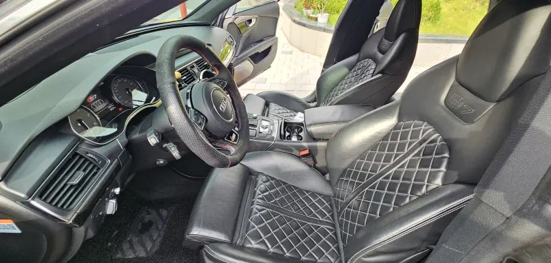 Audi S7