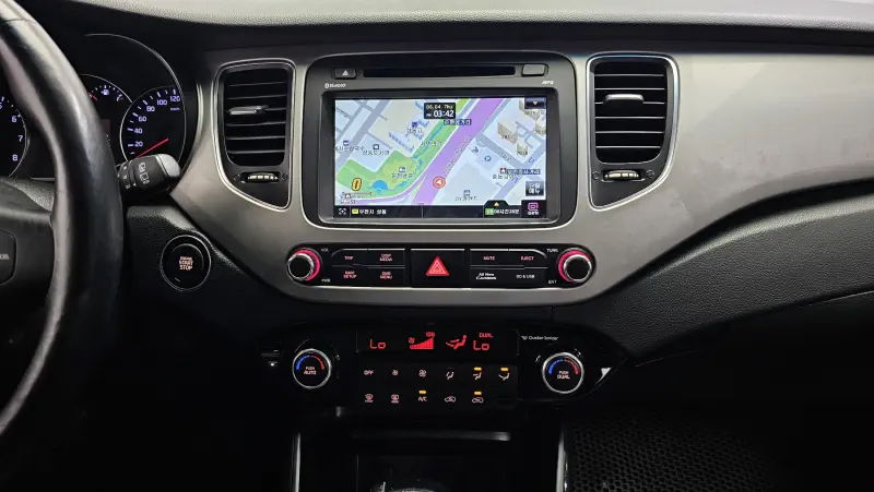 Kia Carens