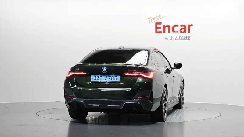 BMW i4