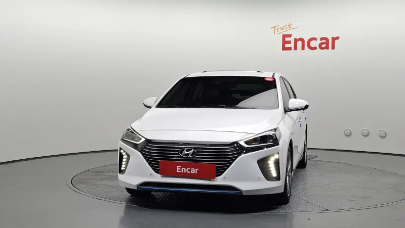 Hyundai Ioniq