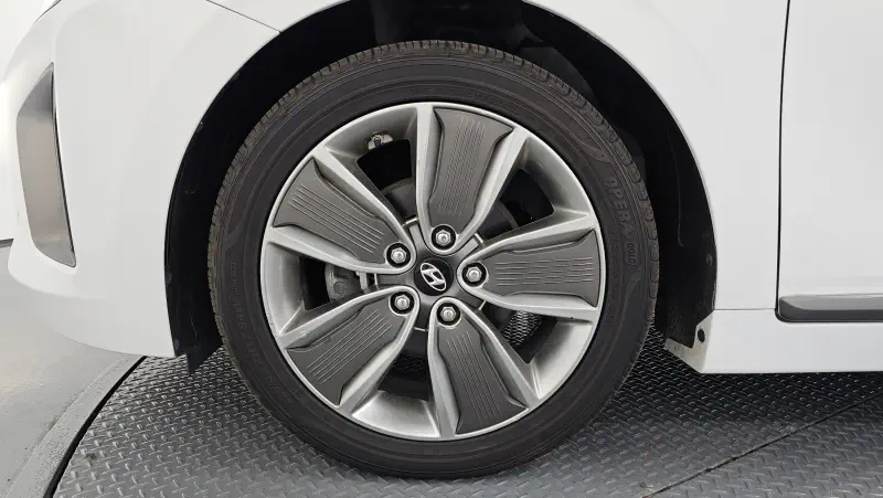 Hyundai Ioniq