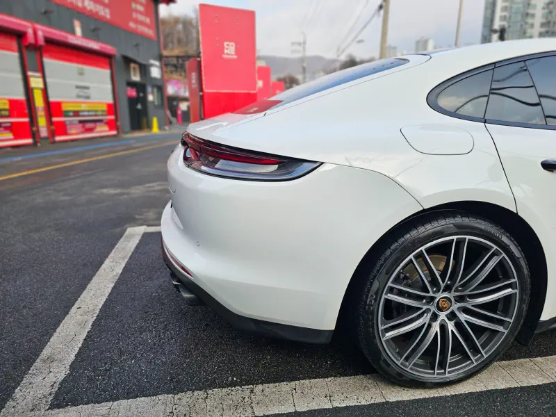 Porsche Panamera