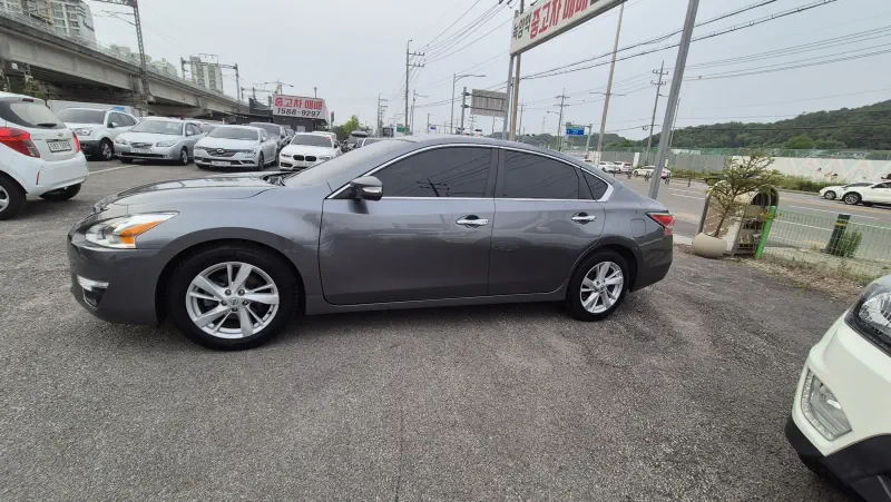 Nissan Altima