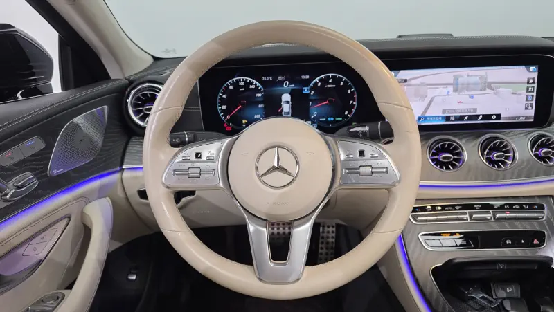 Mercedes-Benz CLS-Class