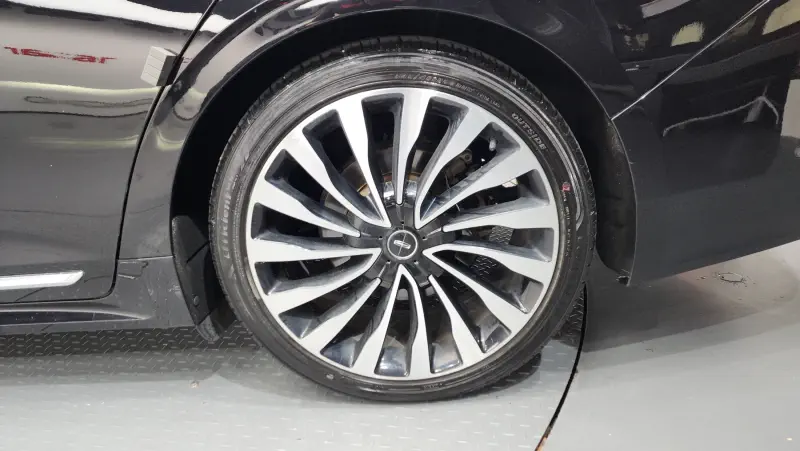 Lincoln Continental
