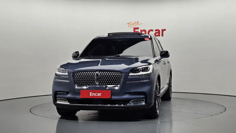 Lincoln Aviator