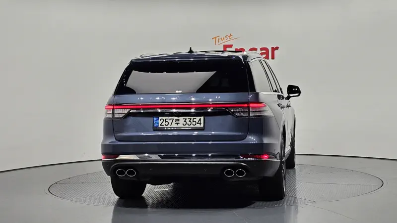 Lincoln Aviator